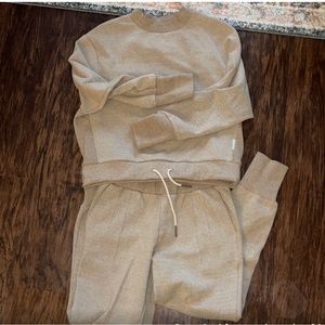 Varley Edith Ribbed Pique Sweatshirt and Varley Amberley Ribbed Pique Pant